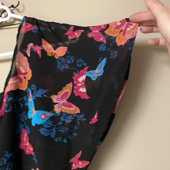 Madonna top - Picture 2 of 4